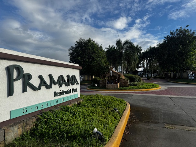 Pramana Residential Park entrance gate in Greenfield City